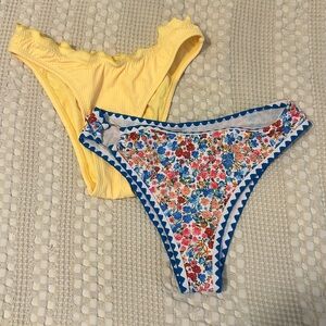 2 bikini bottoms size small
